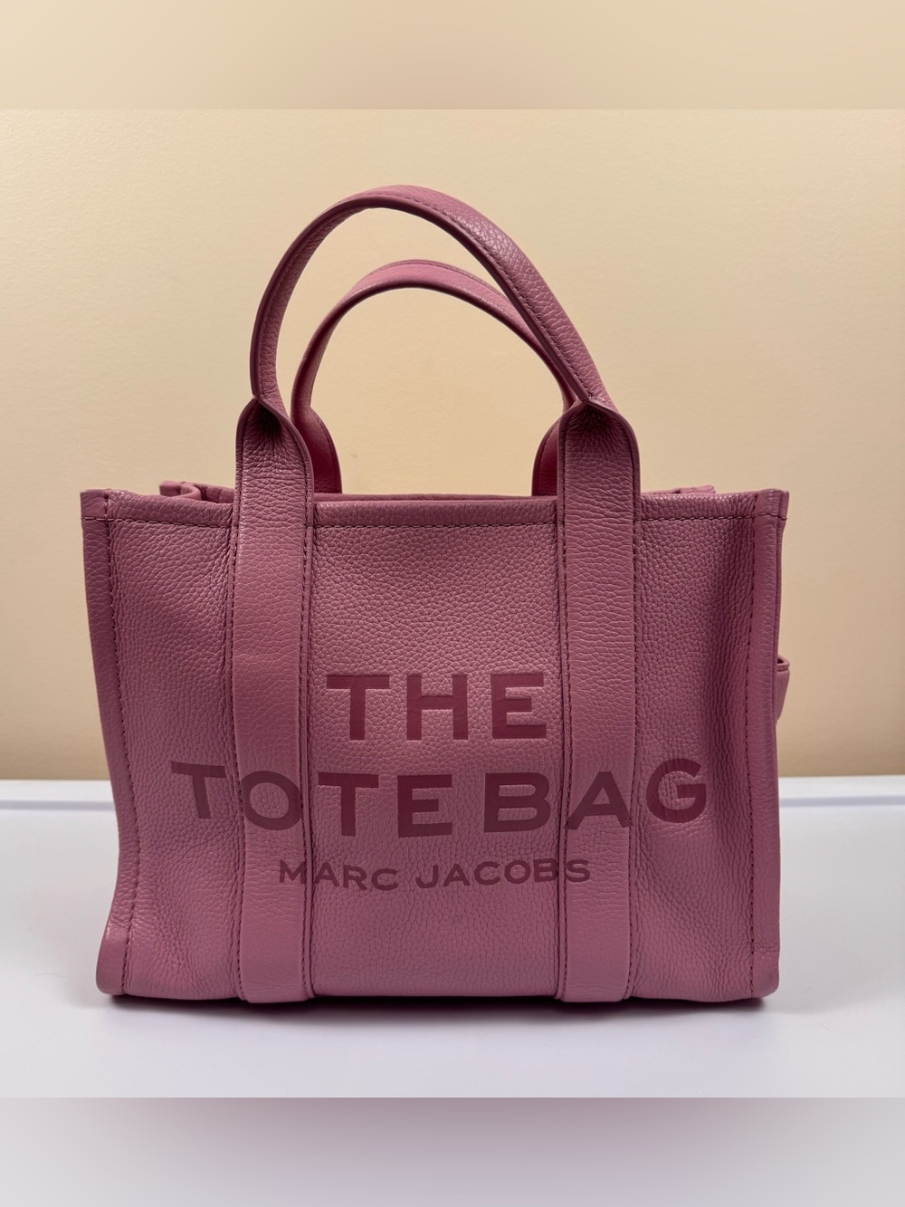 Marc Jacobs The Medium Leather Tote Bag Crossbody with Dust Bag in Lilac